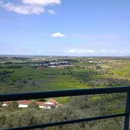 Dinas View * Lagos